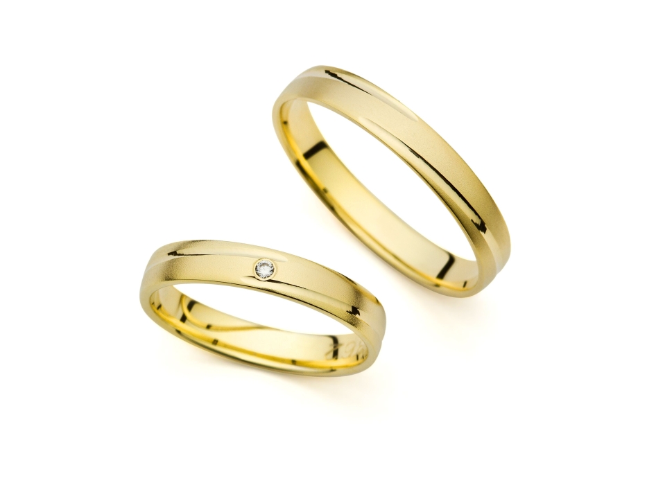 Manuela - snubní prsteny ze žlutého zlata