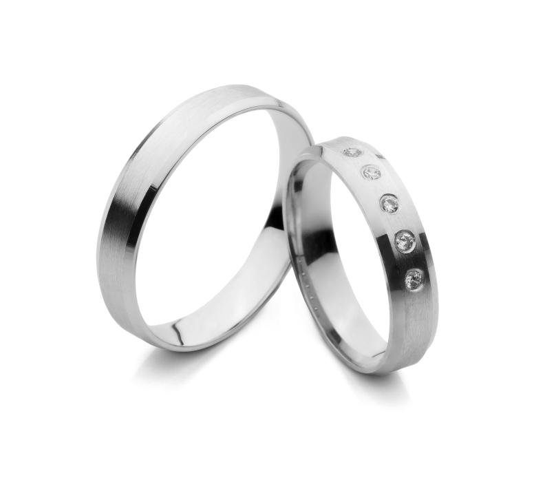 Karmela - snubní prsteny z bílého zlata